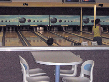 tahoe bowl (bowling alley)